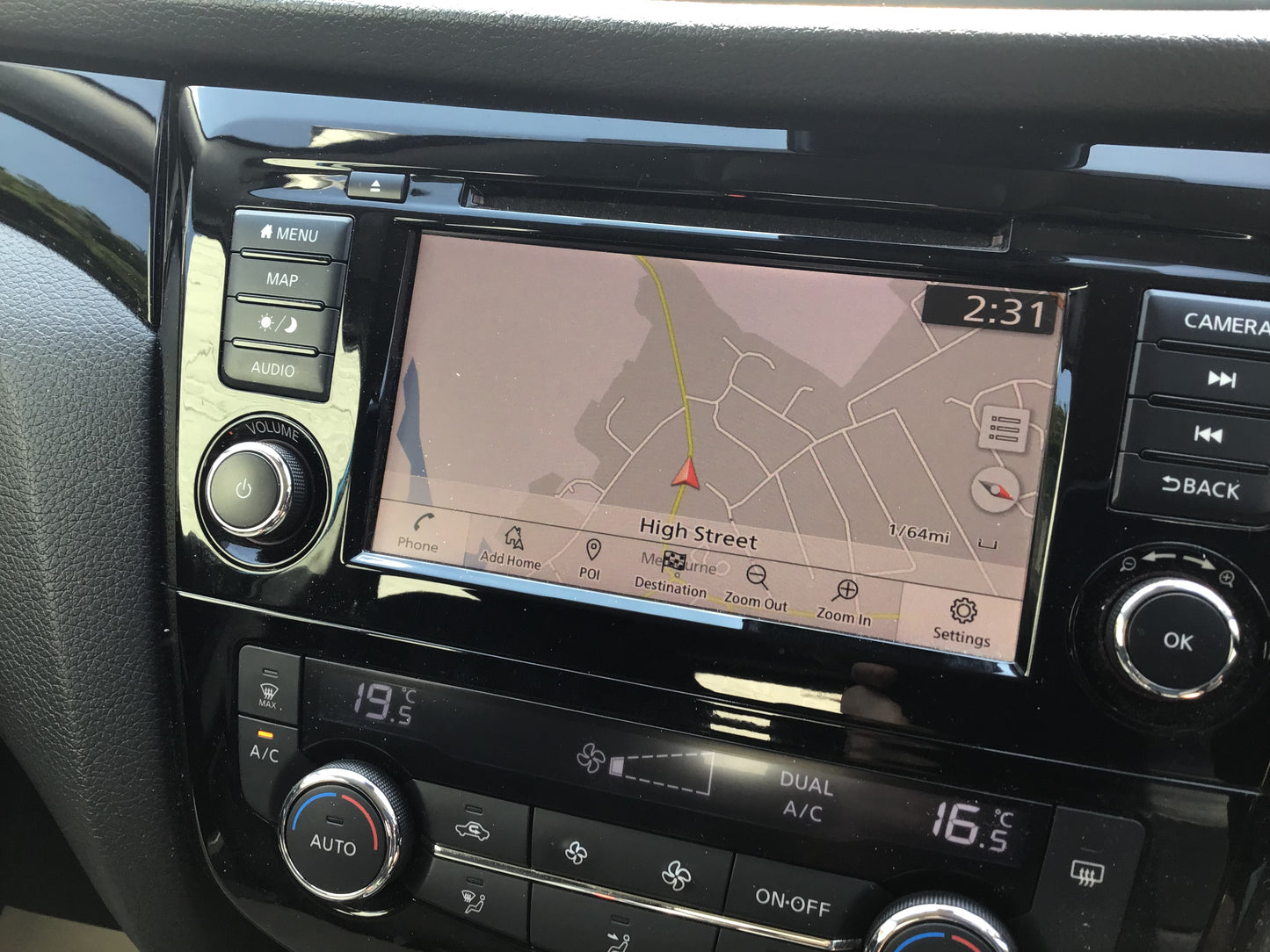 Nissan qashqai 1.3 N connecta Automatic